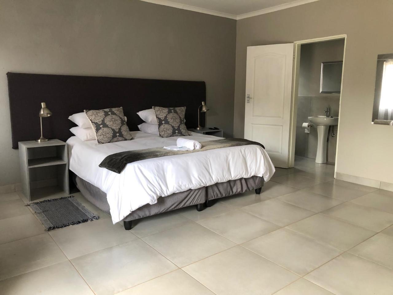 Odelia Guest House Mokopane Luaran gambar